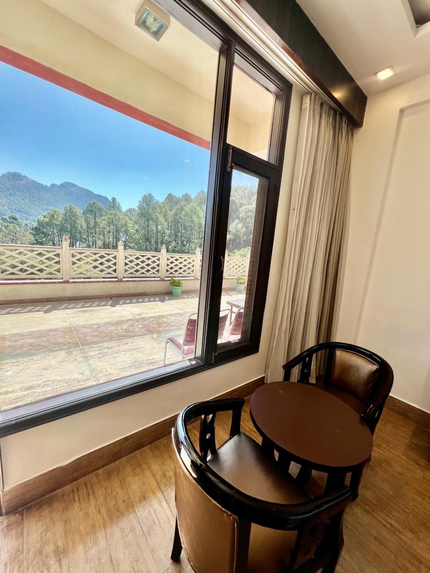 Sea Hawk - Luxury Hill Resort 4 Mins From Bhimtal Lake Eksteriør bilde