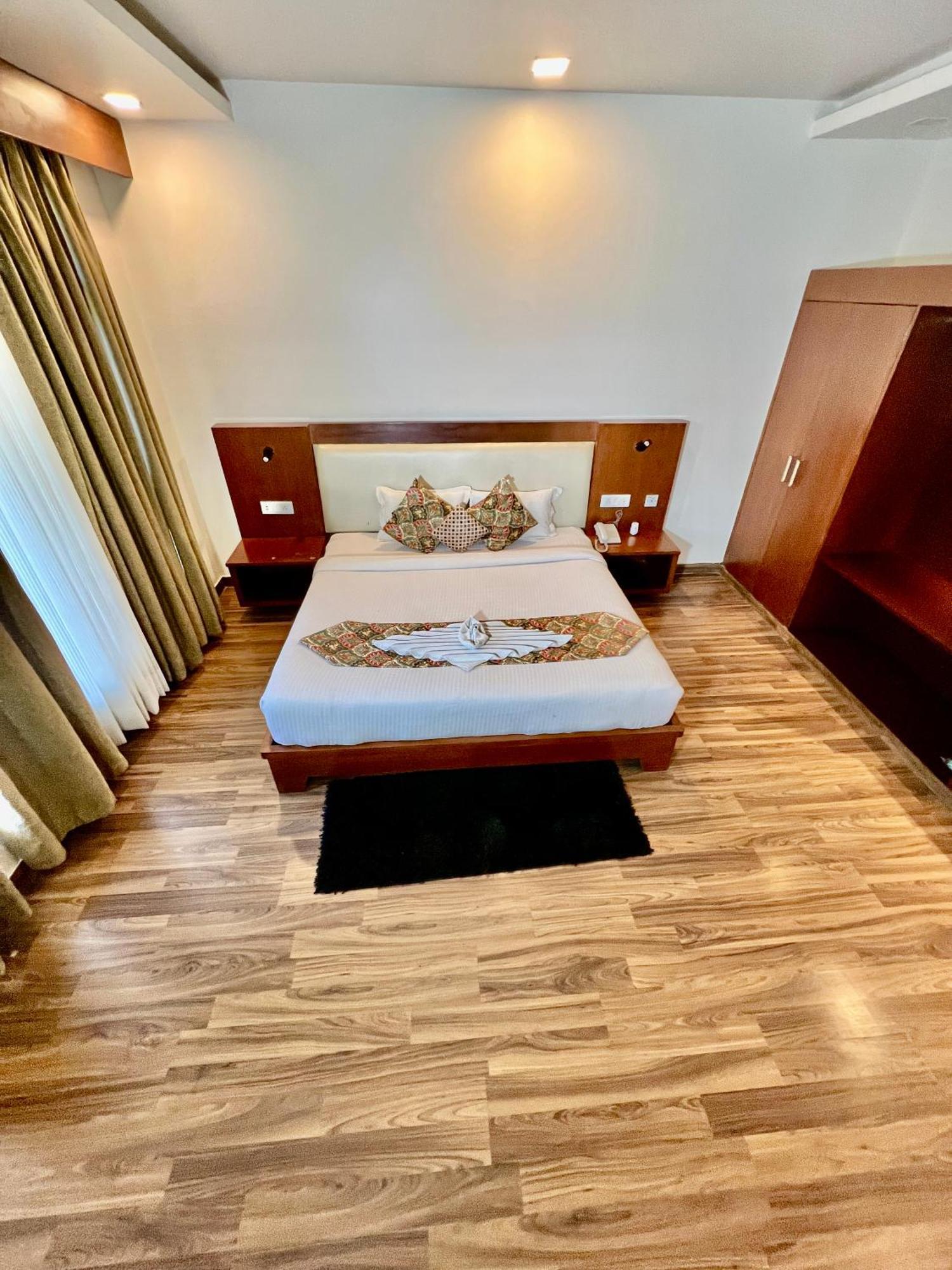 Sea Hawk - Luxury Hill Resort 4 Mins From Bhimtal Lake Eksteriør bilde