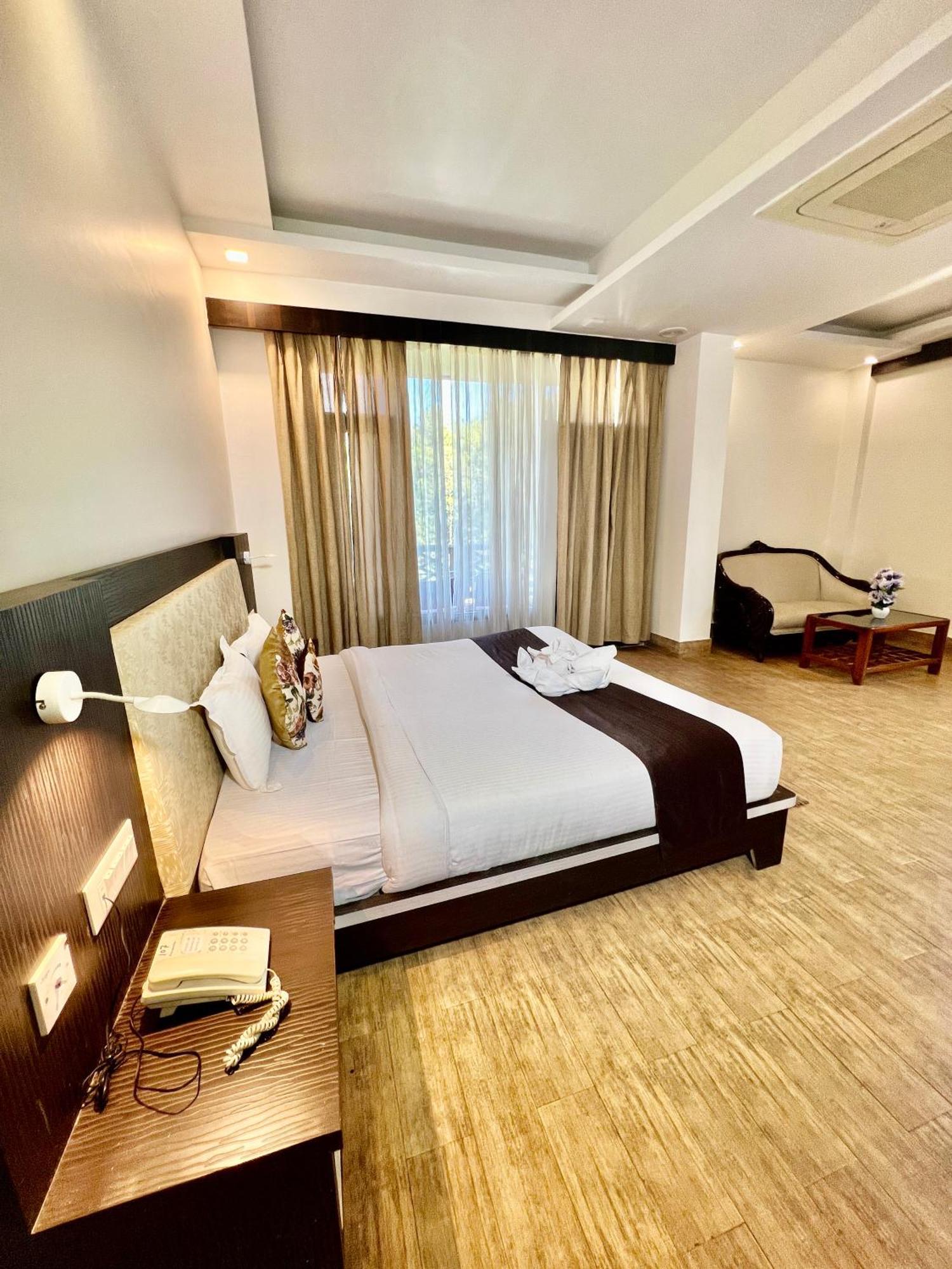 Sea Hawk - Luxury Hill Resort 4 Mins From Bhimtal Lake Eksteriør bilde